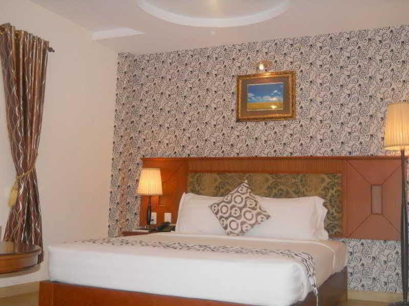 Khách sạn Sky Gem - Ben Thanh TP. Hồ Chí Minh