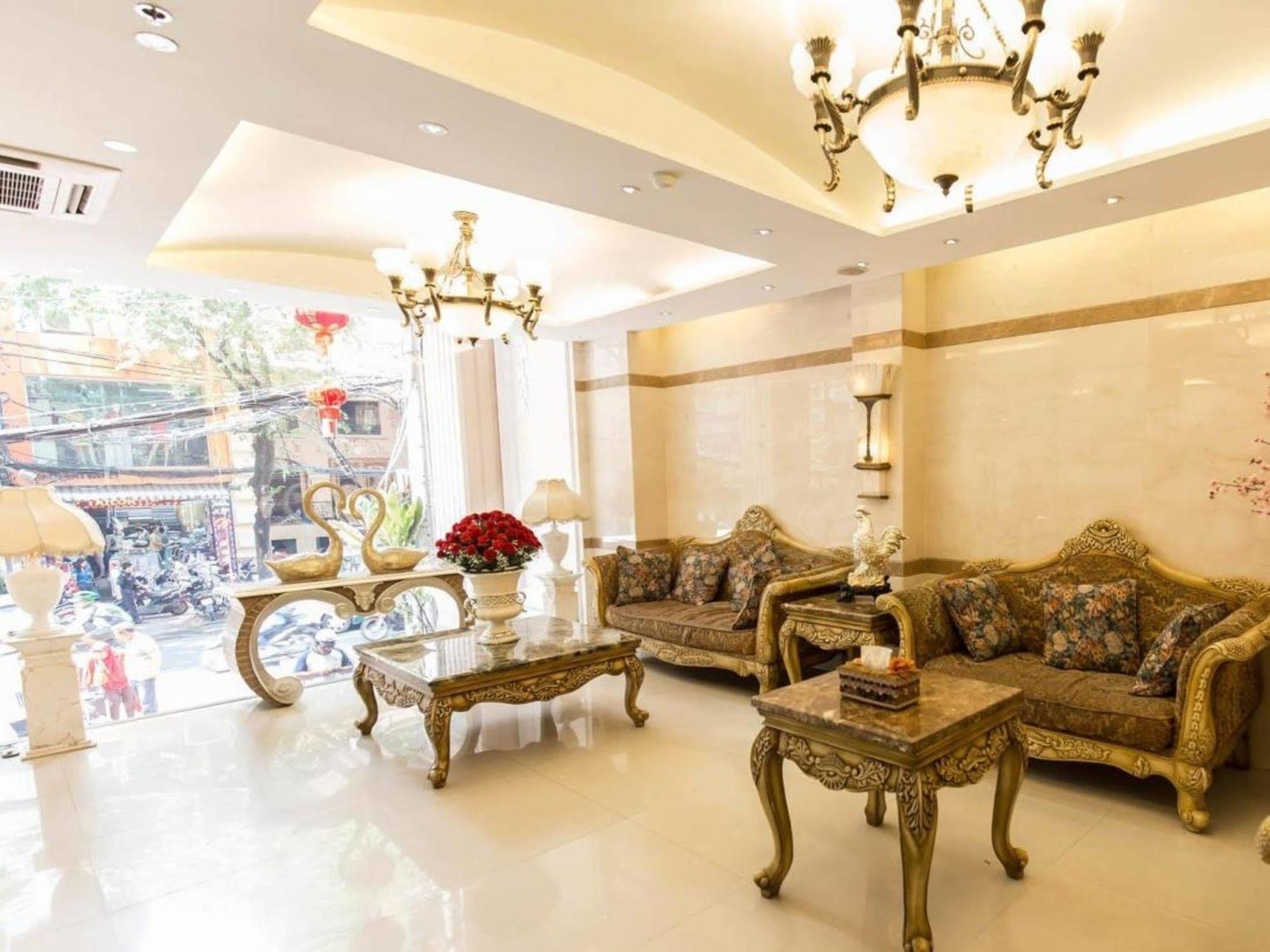 Sky Gem - Ben Thanh Khách sạn 4*